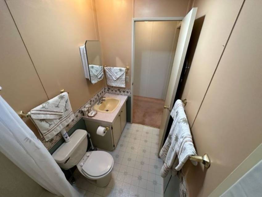252 Dixie Circle a Haines City, FL Mobile or Manufactured Home for Sale